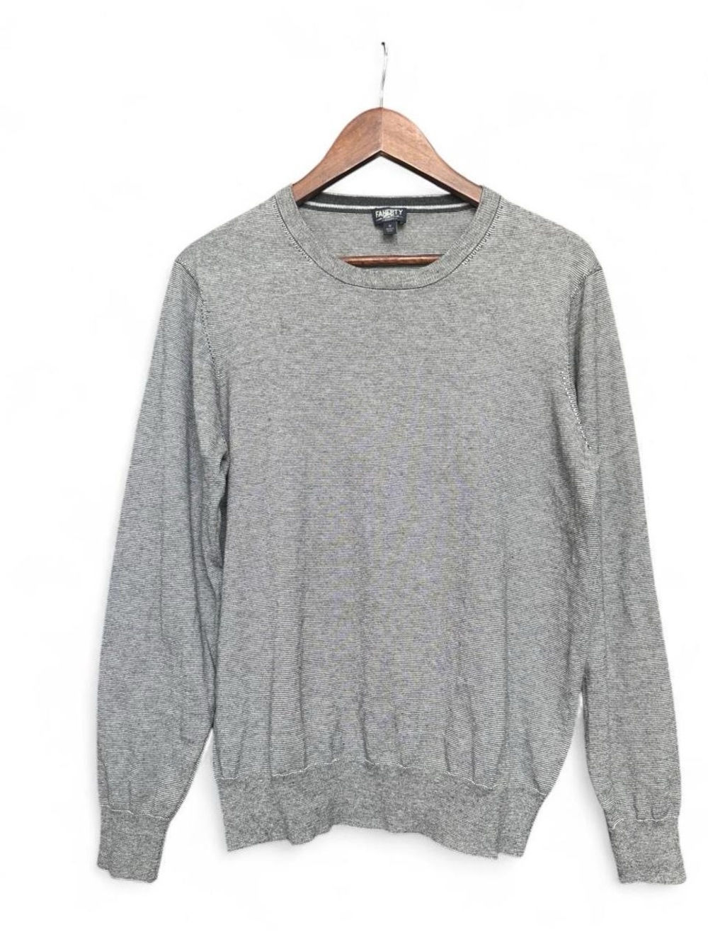Faherty Reserve Movement Micro-Striped Crewneck Sweater in Gray (Size M)